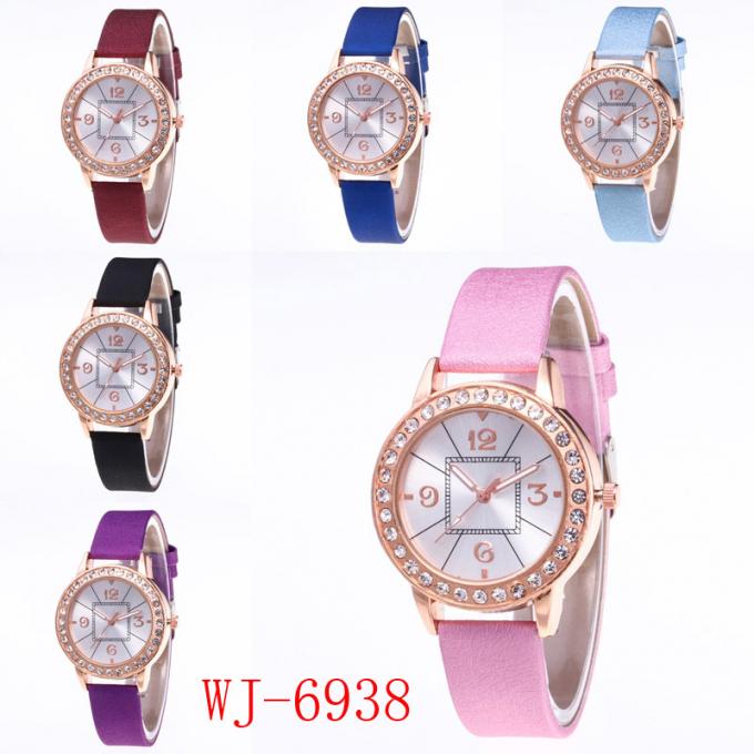 Los relojes de las mujeres de lujo baratas WJ-7430 con estilo chino aceptan el reloj popular de la mano de las mujeres de los pequeños del lote pedidos del OEM